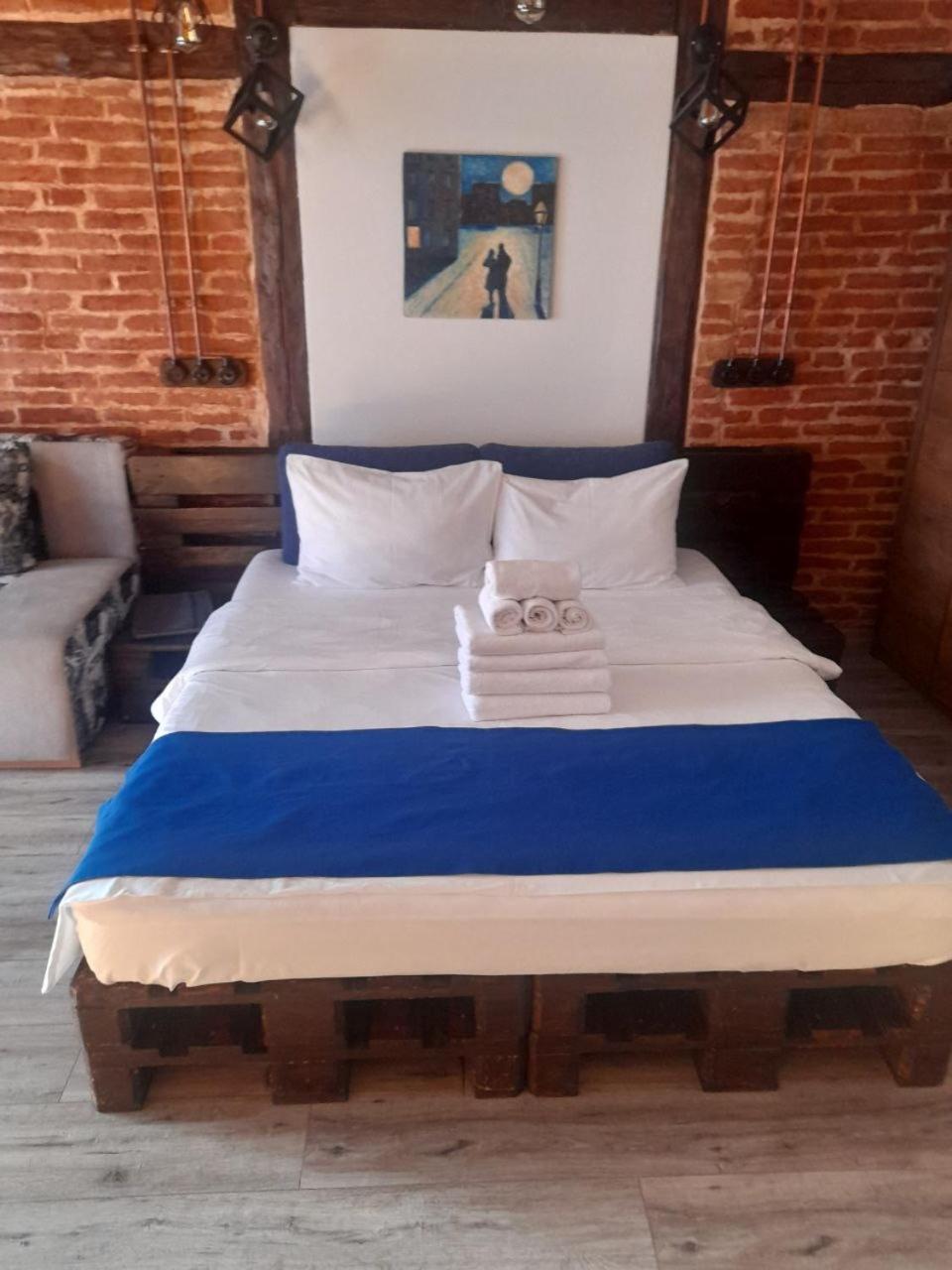 Cozy Loft В Самому Центрі Львова Lejlighed Eksteriør billede